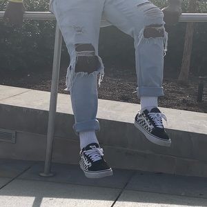 Meet your Posher, Derrick